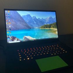 Razer Blade Pro 17 Inch Gaming Laptop RTX 2080 Carbon Fiber