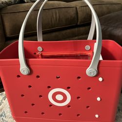 Huge Target Bogg Bag Original Bullseye  Tote Bag with Pouches &. Bogg Branded White Divider Accessory Excellent Condition Like Brand New! MSRP $120