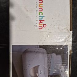 Munchkin Baby Wipe Warmer with Motion Night Light