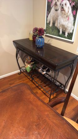 Wine table