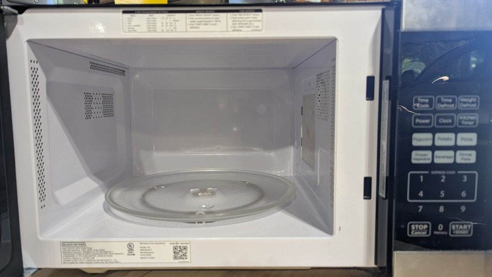 Black N Decker Microwave