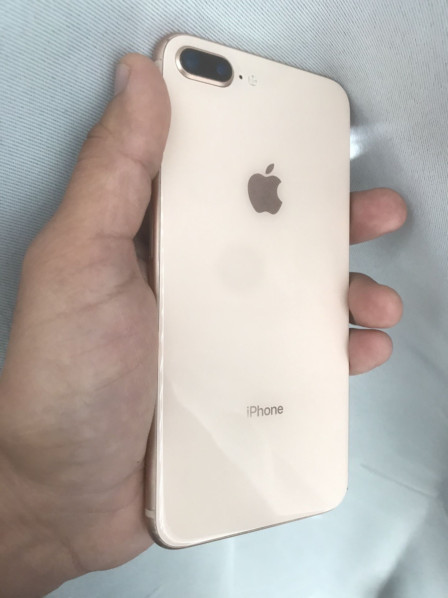 iPhone 8+ 8 Plus Factory Unlocked