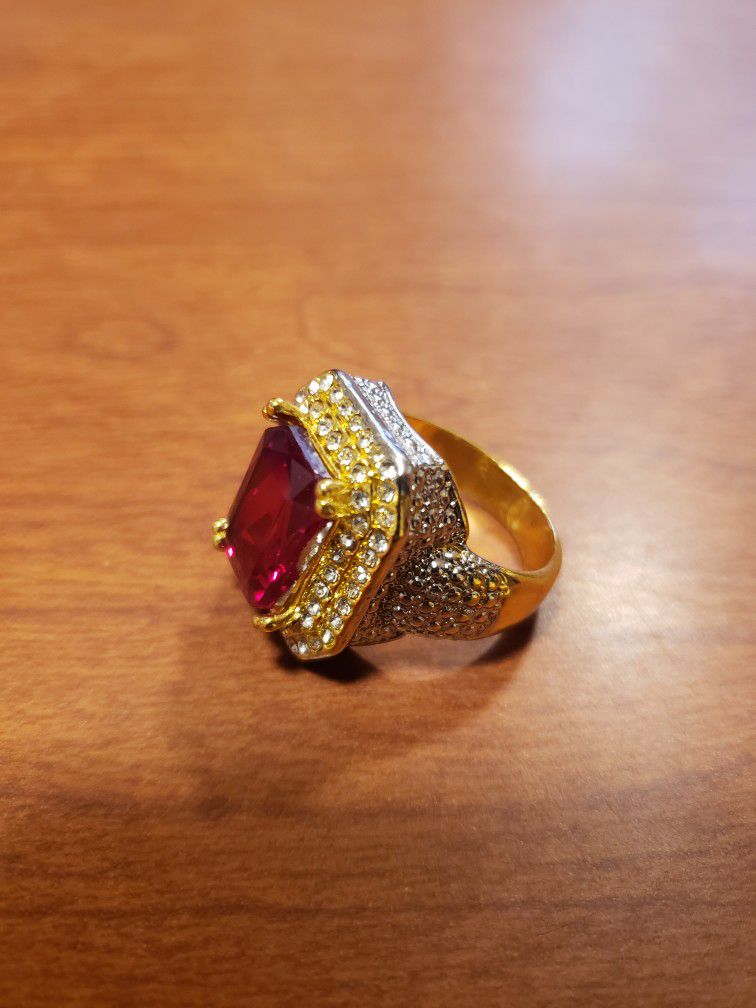 Exquisite 18K filled Gold Rings Natural Gemstone Ruby Ring Wedding Fine Jewelry. Size 8