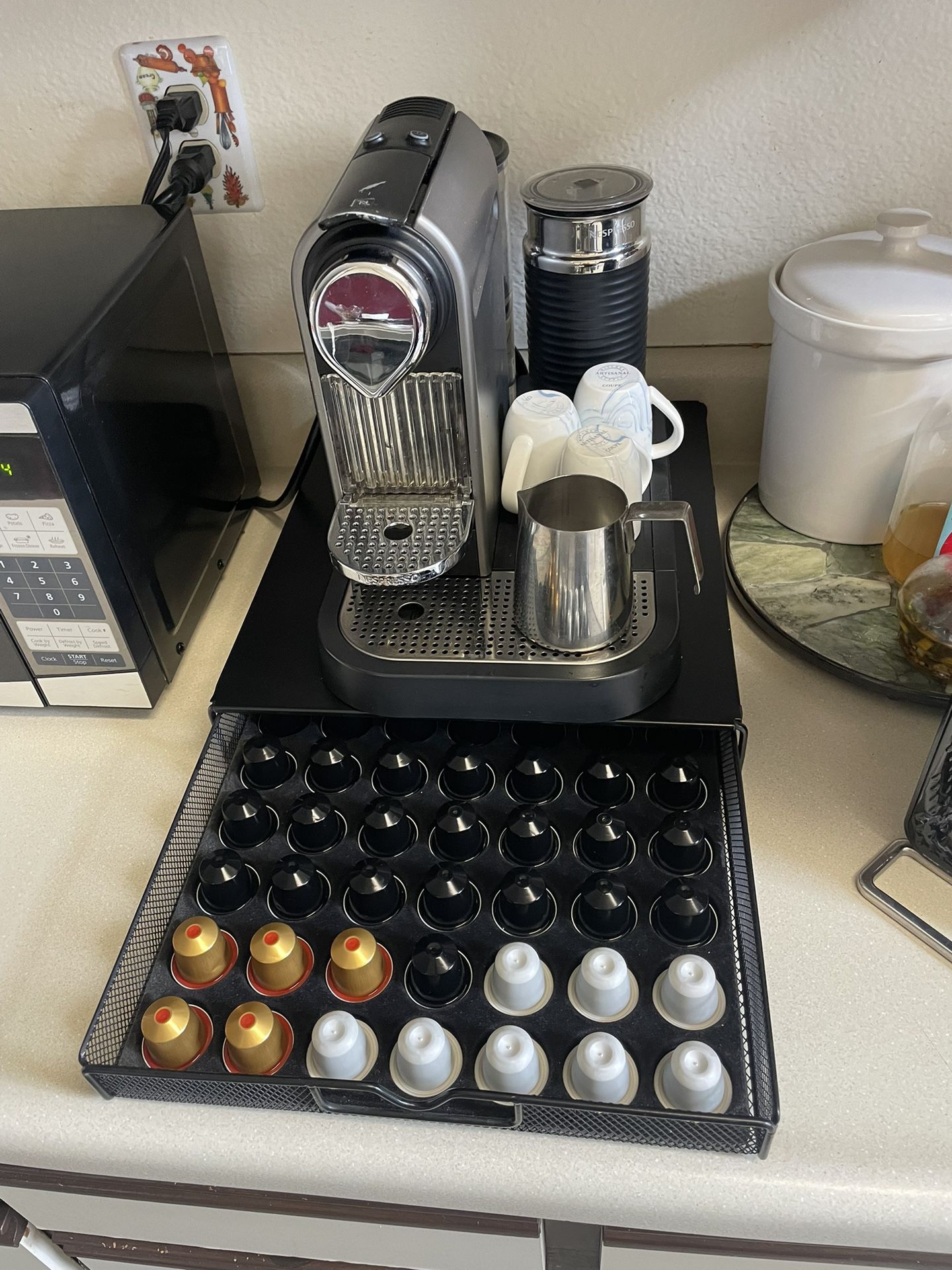 Nespresso  Coffee Machine With Drawer 