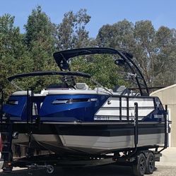 2021 Montara Surf Boss Boat