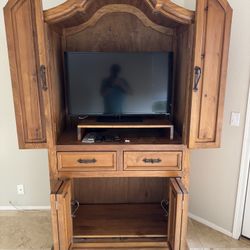TV Entertainment Center 