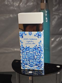 Dolce & Gabbana Light Blue Summer Vibes Perfume