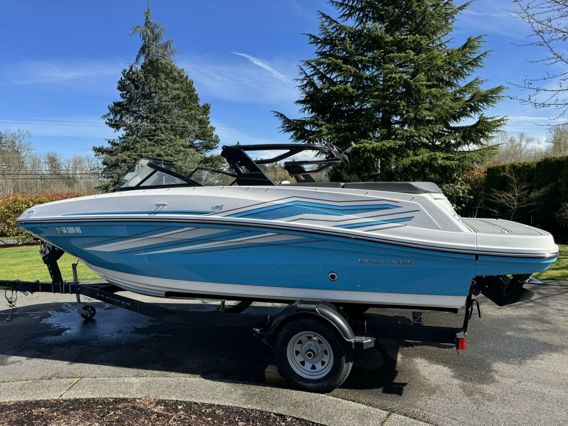 2021 Bayliner 