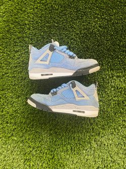 Jordan 4s unc GS worn a lot