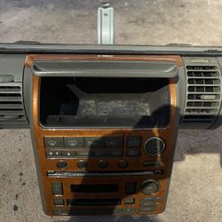 2004 Infinite G35x Bose  Stereo 