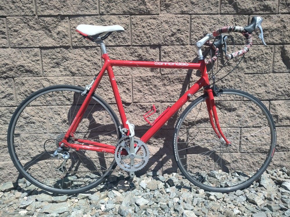 60cm Cannondale Criterium 14 spd Road Bike