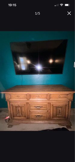 Free Dresser or Buffet table media console
