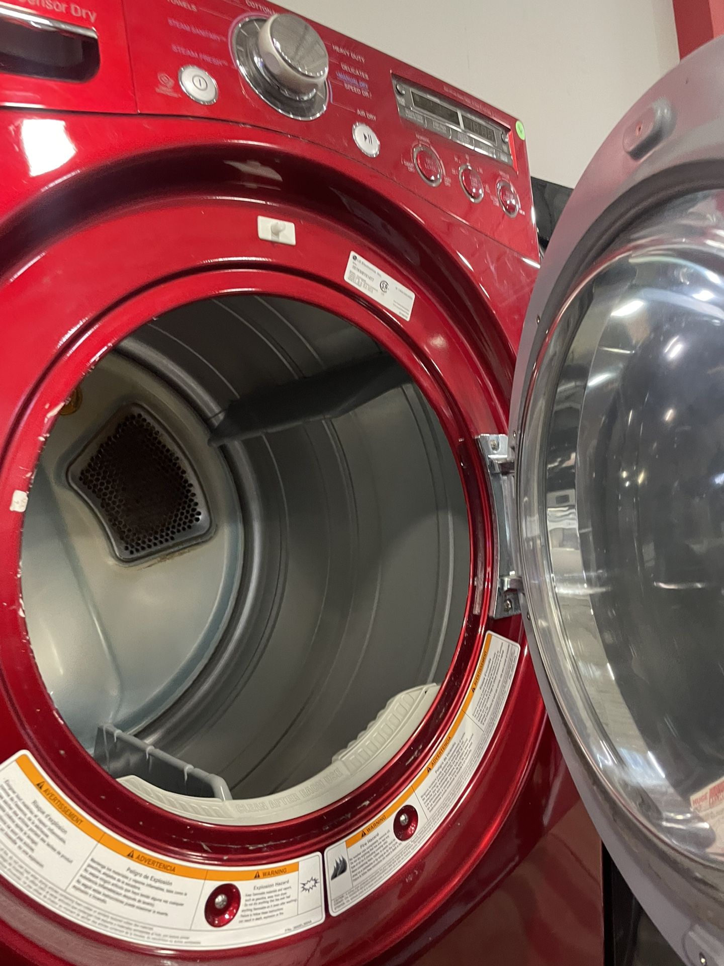 Lg Red Front Load Washer And Electric Dryer Set for Sale in South