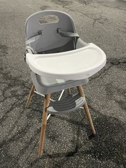 High chair 