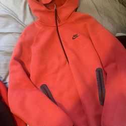 Nike Tecs