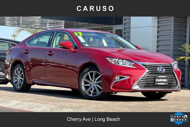 2017 Lexus ES 300h