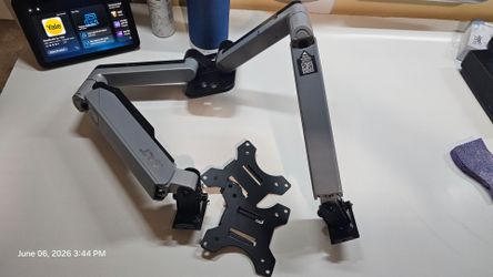 Dual monitor arm(desk mount)
