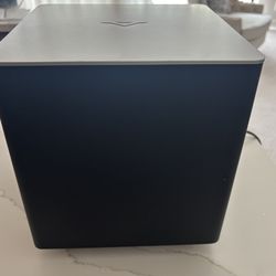 VIZO SUBWOOFER