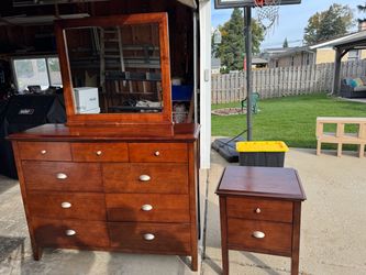 Dresser with mirror and nightstand Set