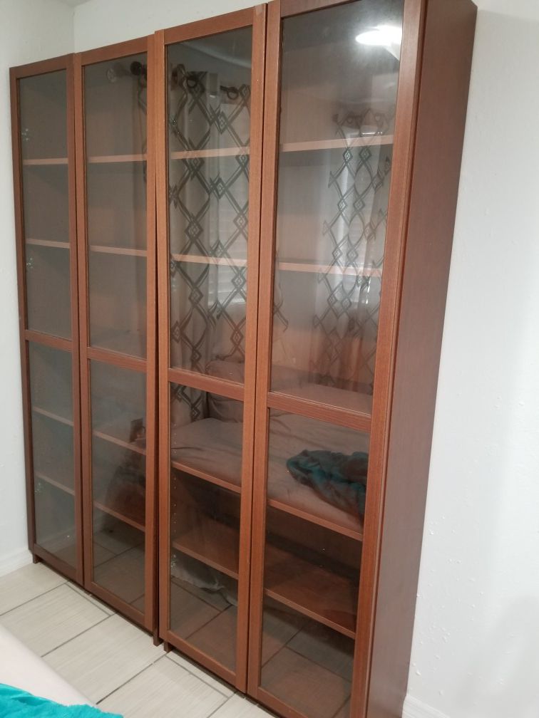 2 Ikea Billy Bookcases