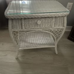 White Wicker End table Nightstand 