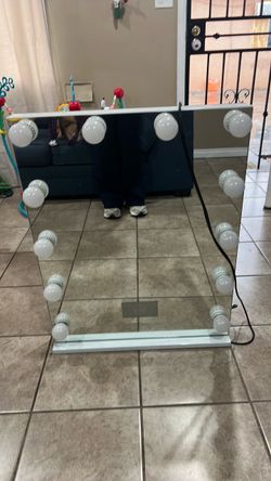Vanity mirror