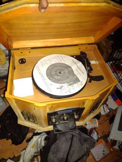 Record player made of Wood