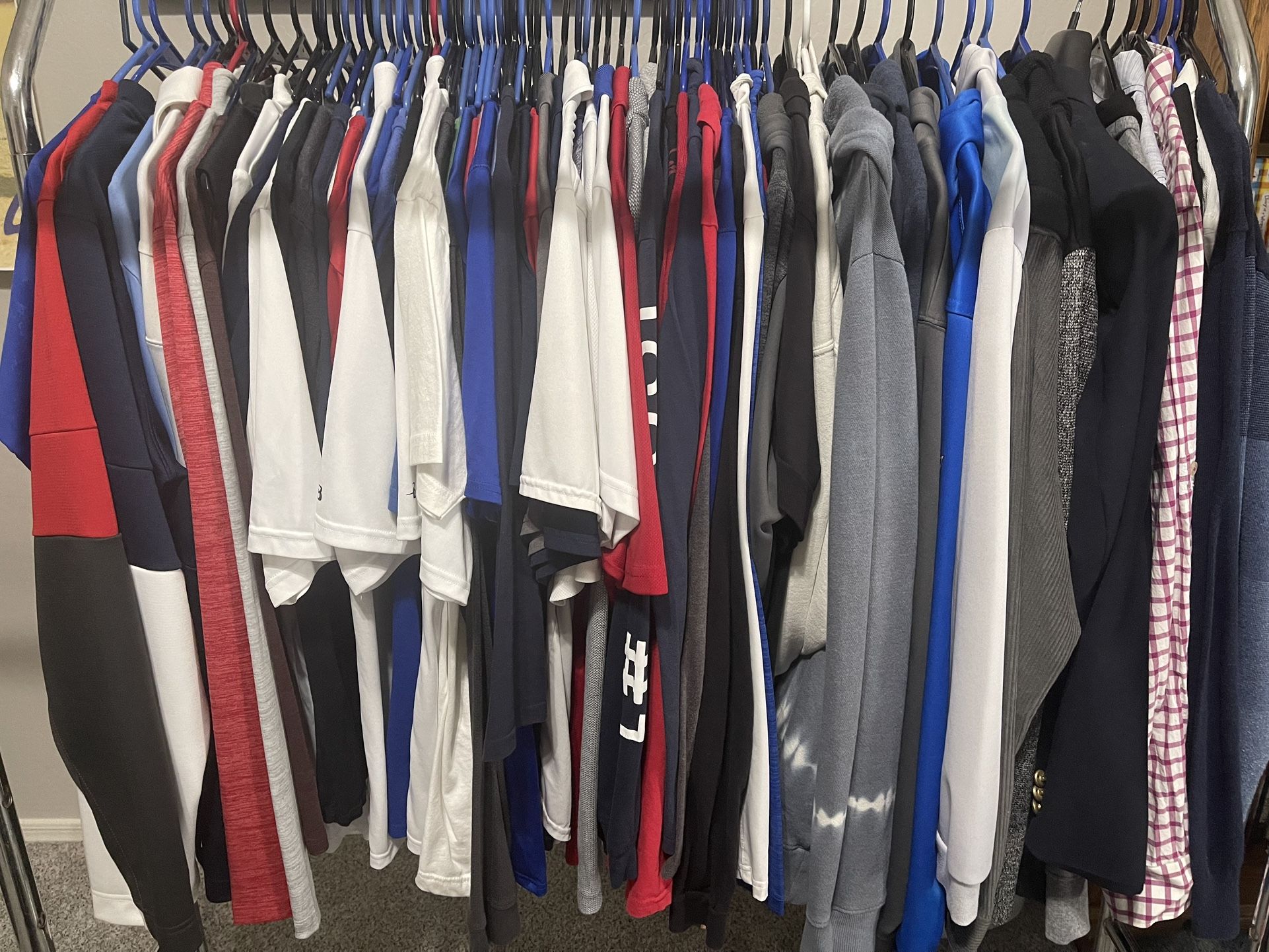 Men’s Medium Lot - Over 50 Pieces