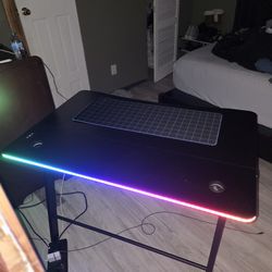 Gaming Desk RGB