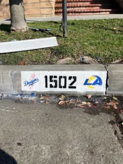 Curb painting