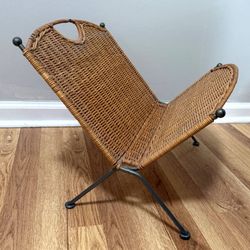 Vintage Mid Century Modern MCM Wicker Rattan And Wrought Iron Folding Magazine Rack