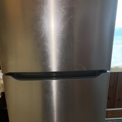 Refrigerator And Stove