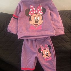 Minnie Mouse Outfit 