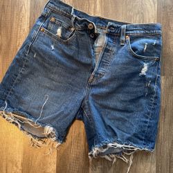High waisted Levi’s Shorts 