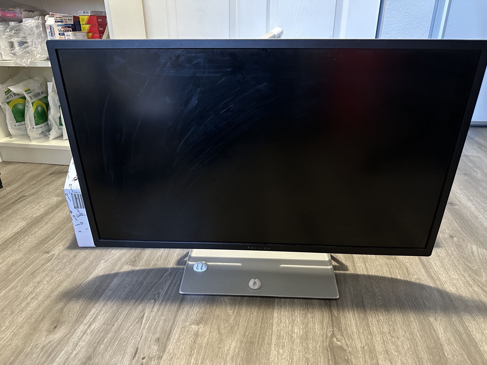 HP Pavilion 32Q 32" Monitor QHD 2560x1440 60Hz HDMI DisplayPort LCD LED Backlit