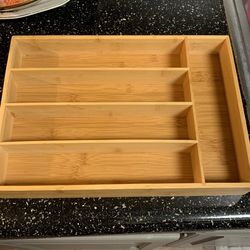 Wooden cutlery tray