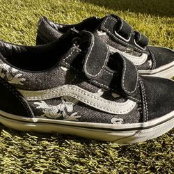 Vans Disney Size 13C
