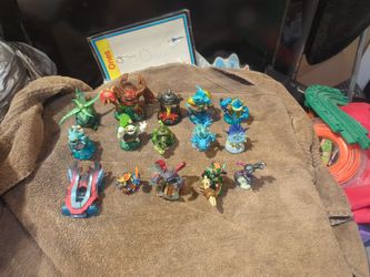 15 Skylanders Lots