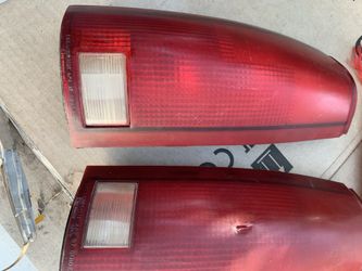 Rear taillights 98 Chevy truck