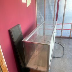 Display case 6ft. Free