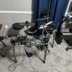 Simmons Titan 50 Electronic Drum Set