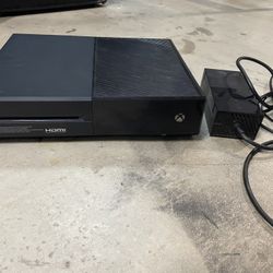 Xbox One Console – Works Great