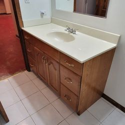 Kraftsmaid Custom 48in Vanity