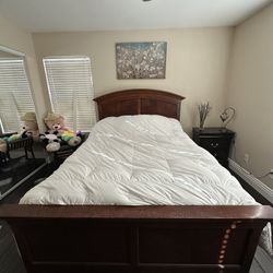 Solid Wood Queen Bed Frame 