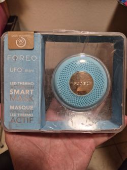 Brand New! FOREO UFO mini LED Thermo Activated Smart Mask Treatment Device in Mint Color - Retails for $179!