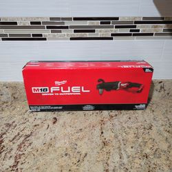Milwaukee
M18 FUEL 18V Lithium-Ion Brushless Cordless GEN 2 SUPER HAWG 1/2 in. Right Angle Drill (Tool-Only)