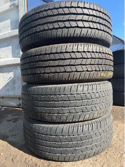 275/65R18 Michelin