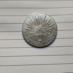 Silver Dollar 8 Reals 2