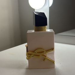 Yves Saint Laurent Libre L’Eau Nue Parfum de Peau (50 ml)