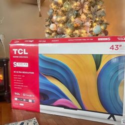 New in box TCL 43” smart tv. 